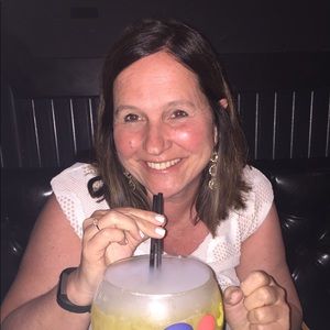 Meet your Posher, Diane